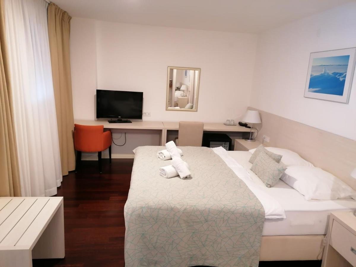 Borovnik Hotel